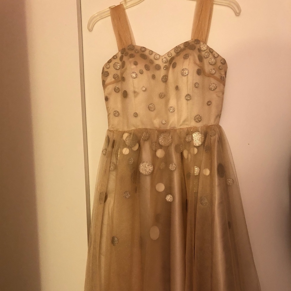 Short gold mesh dress!!